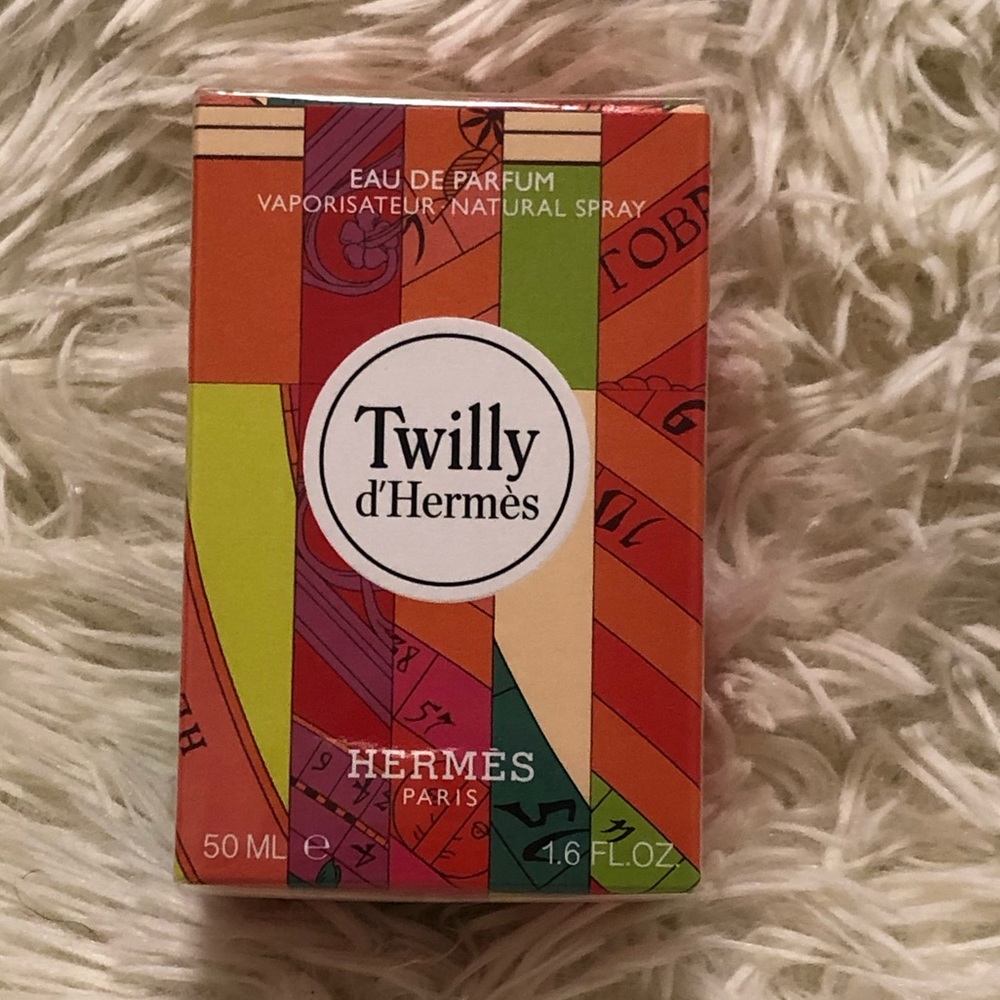 Hermès Perfume (Free Hermes Paper Bag & ribbon)